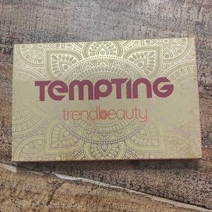 Tempting eyeshadow palette